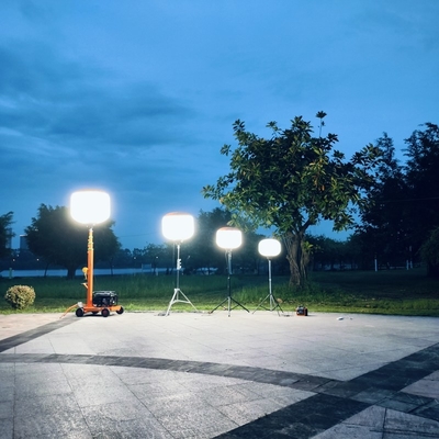 Tháp chiếu sáng hình bóng bay di động 1000W với thiết kế bằng sáng chế xe và máy phát điện