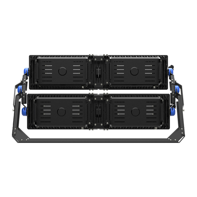 Đèn bóng đá sân vận động 2000W được gắn trên cột cho sân bay