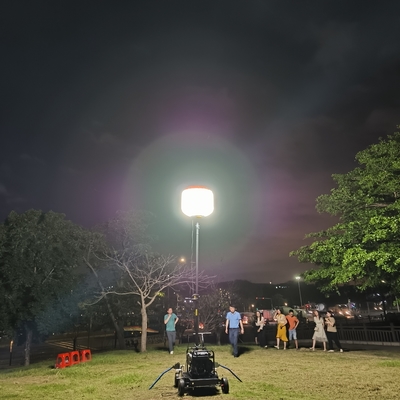 Các sự kiện Tháp ánh sáng có thể kéo theo kính thiên văn 500W LED bong bóng Tháp ánh sáng di động cho các sự kiện lớn